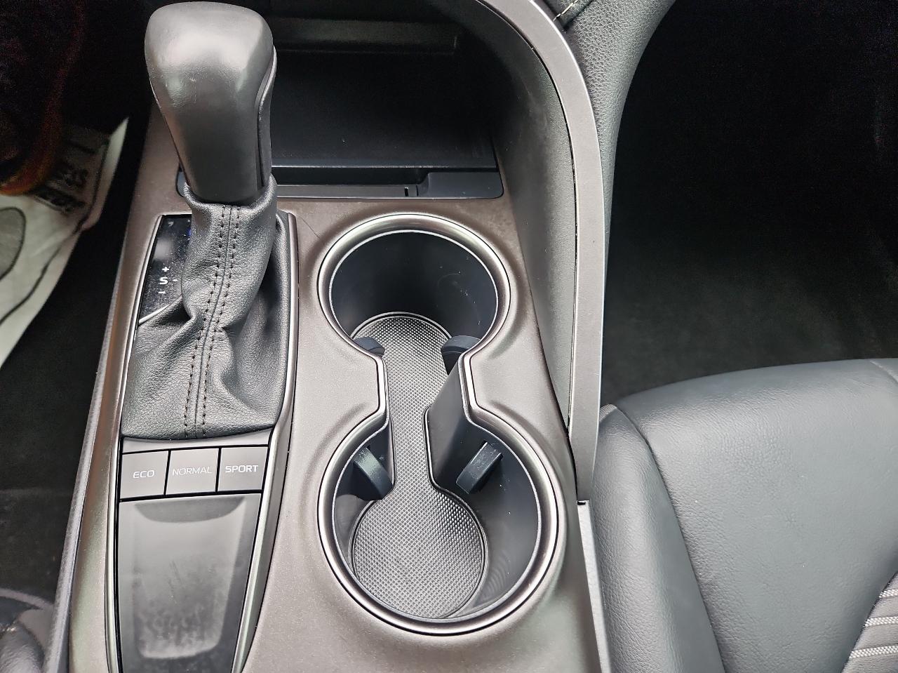 Toyota Camry 4dr Sdn SE Auto (Natl) 2023