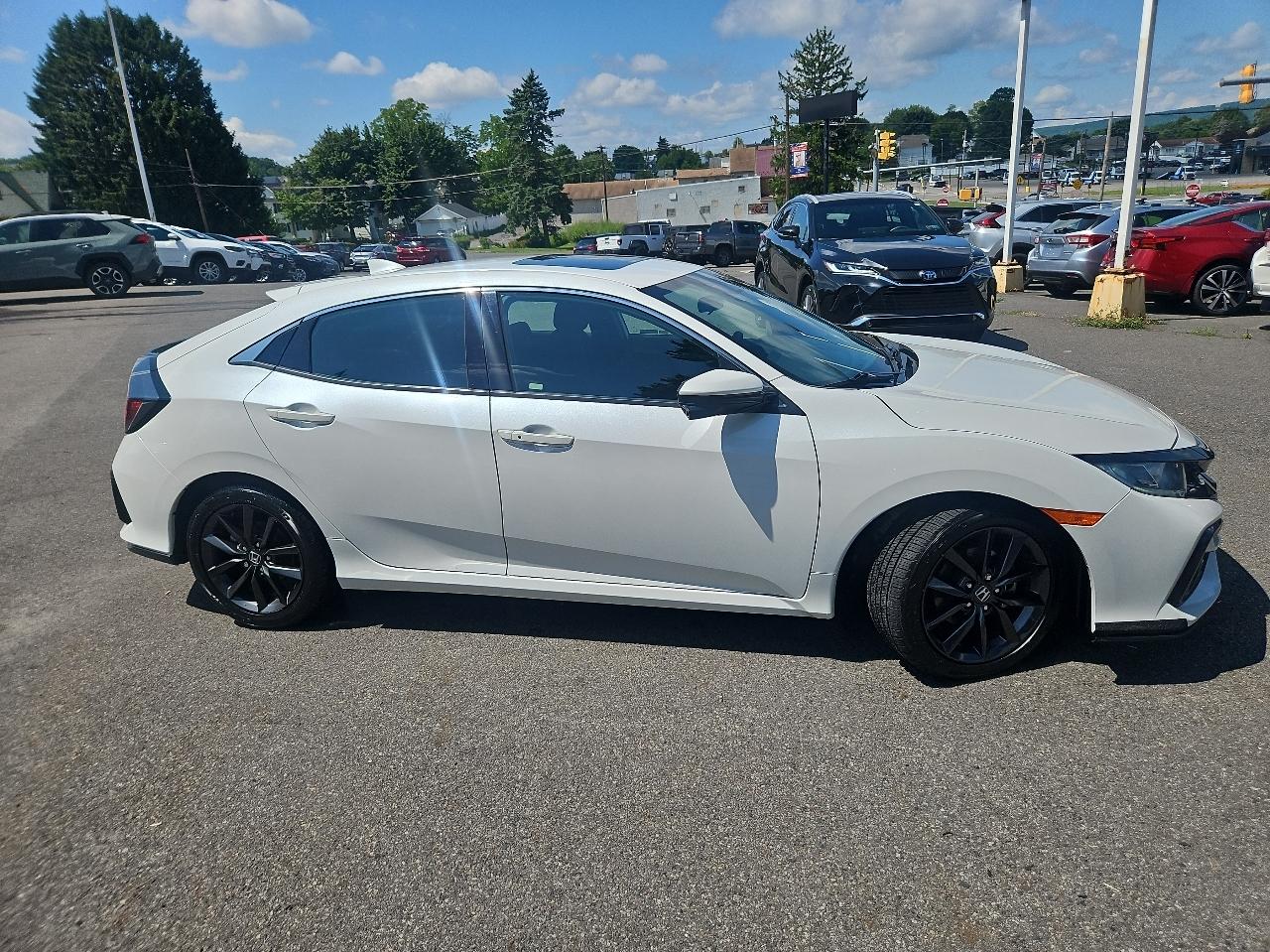 Honda Civic Hatchback EX CVT 2020