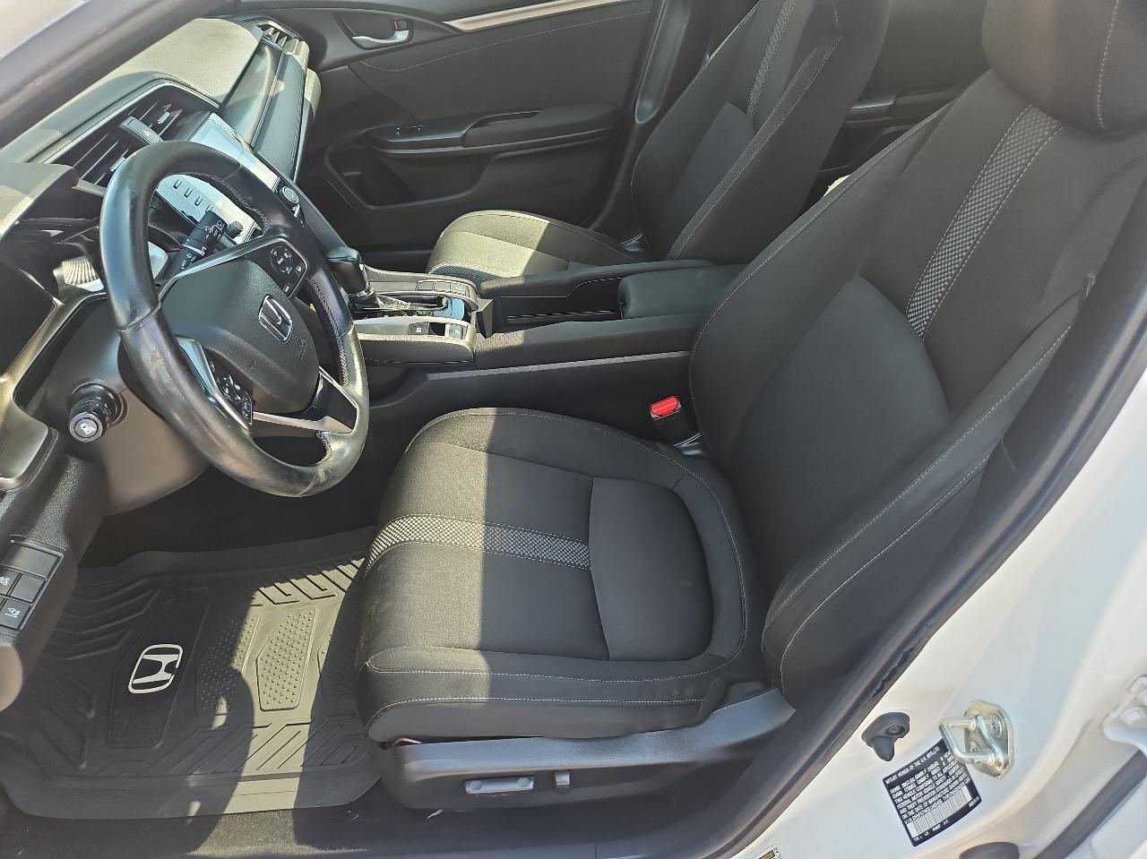 Honda Civic Hatchback EX CVT 2020