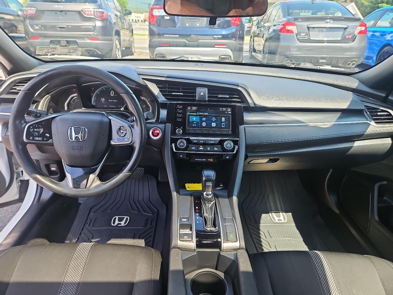 Honda Civic Hatchback EX CVT 2020