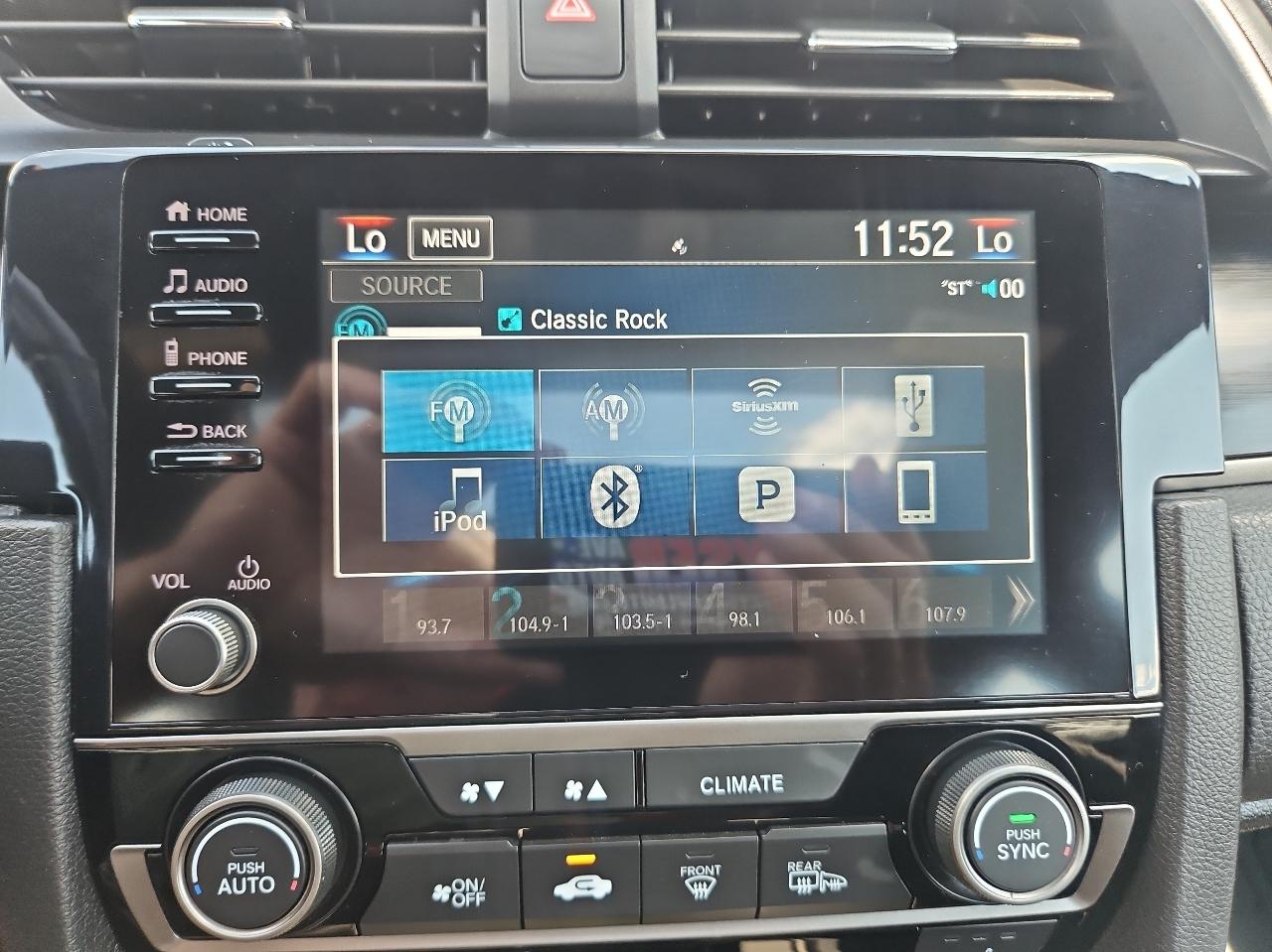 Honda Civic Hatchback EX CVT 2020