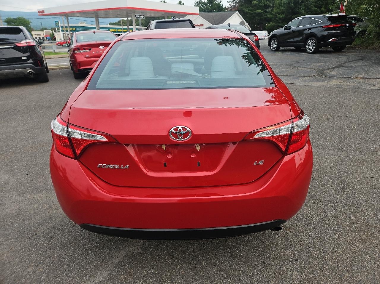 Toyota Corolla 4dr Sdn Auto LE (Natl) 2016