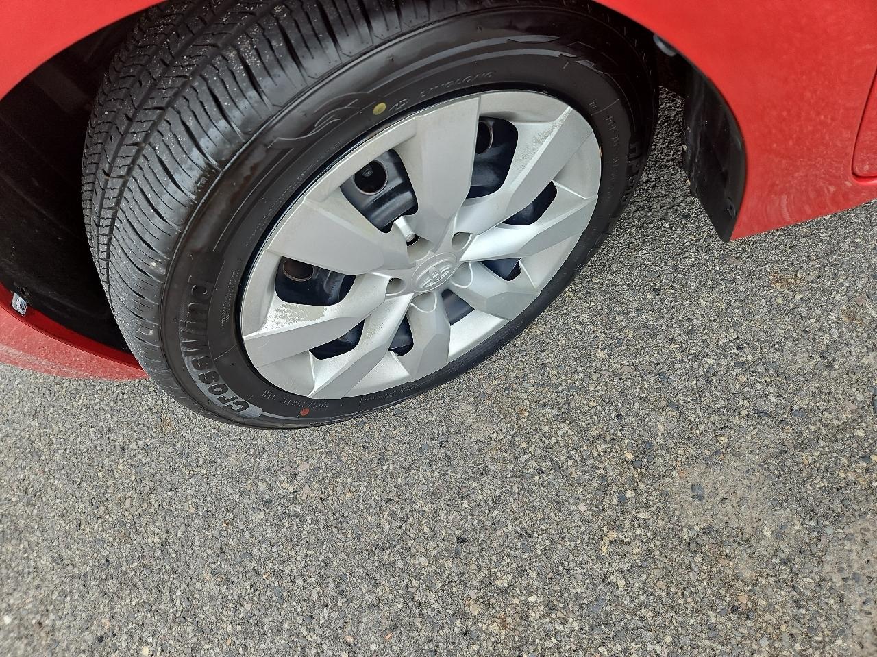 Toyota Corolla 4dr Sdn Auto LE (Natl) 2016