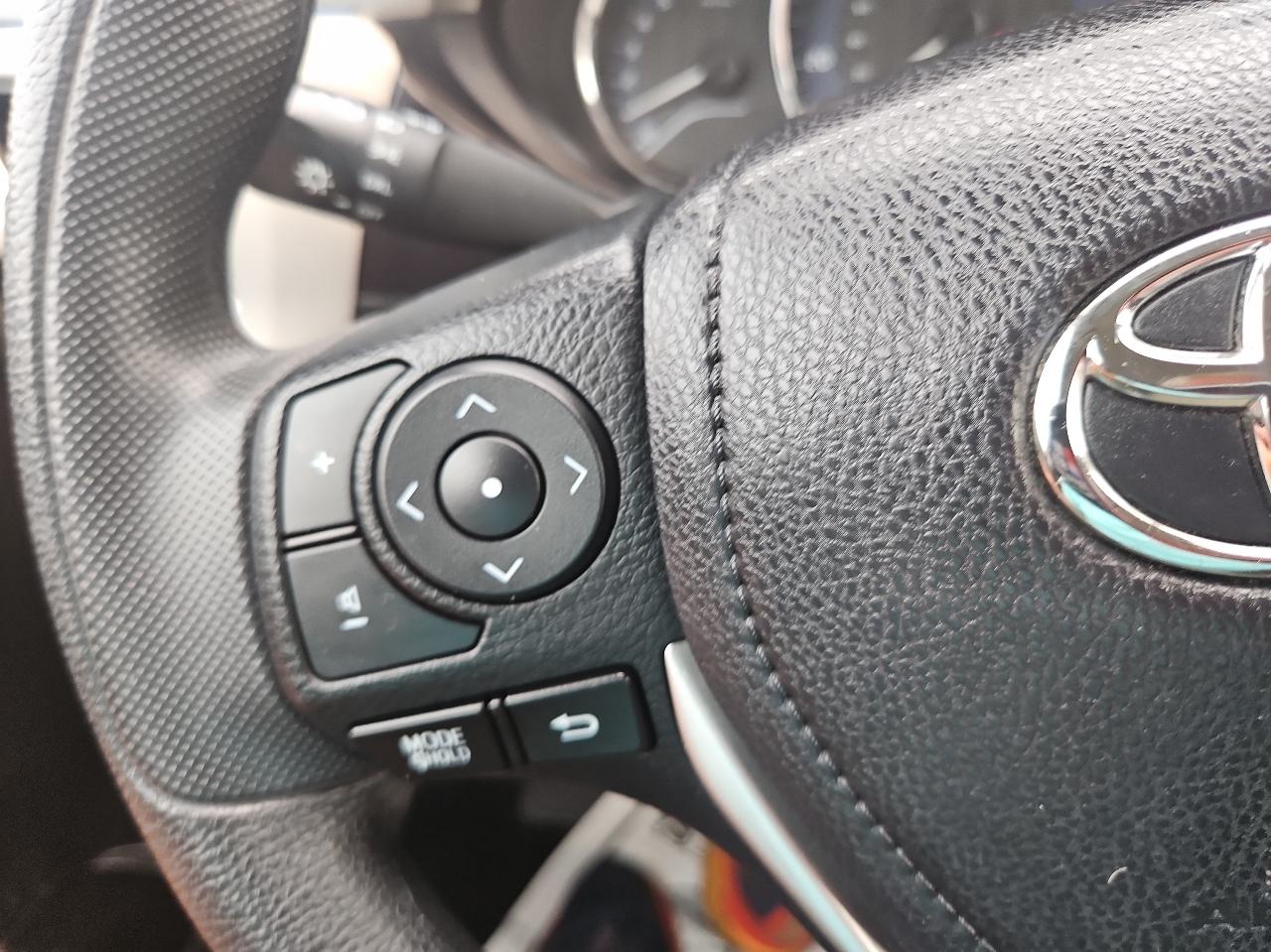 Toyota Corolla 4dr Sdn Auto LE (Natl) 2016
