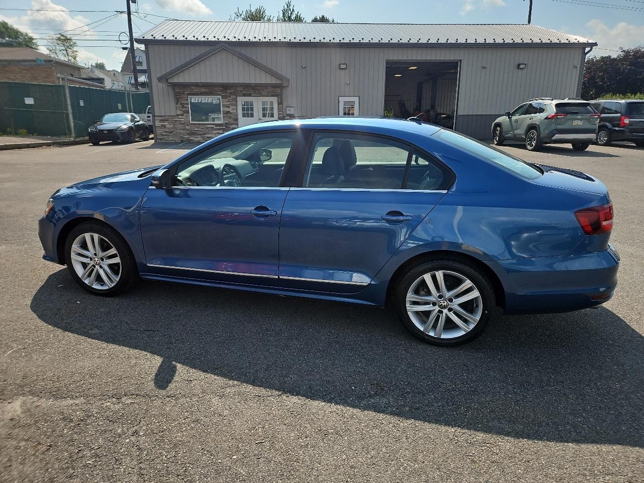 Volkswagen Jetta 1.8T SEL Auto 2017