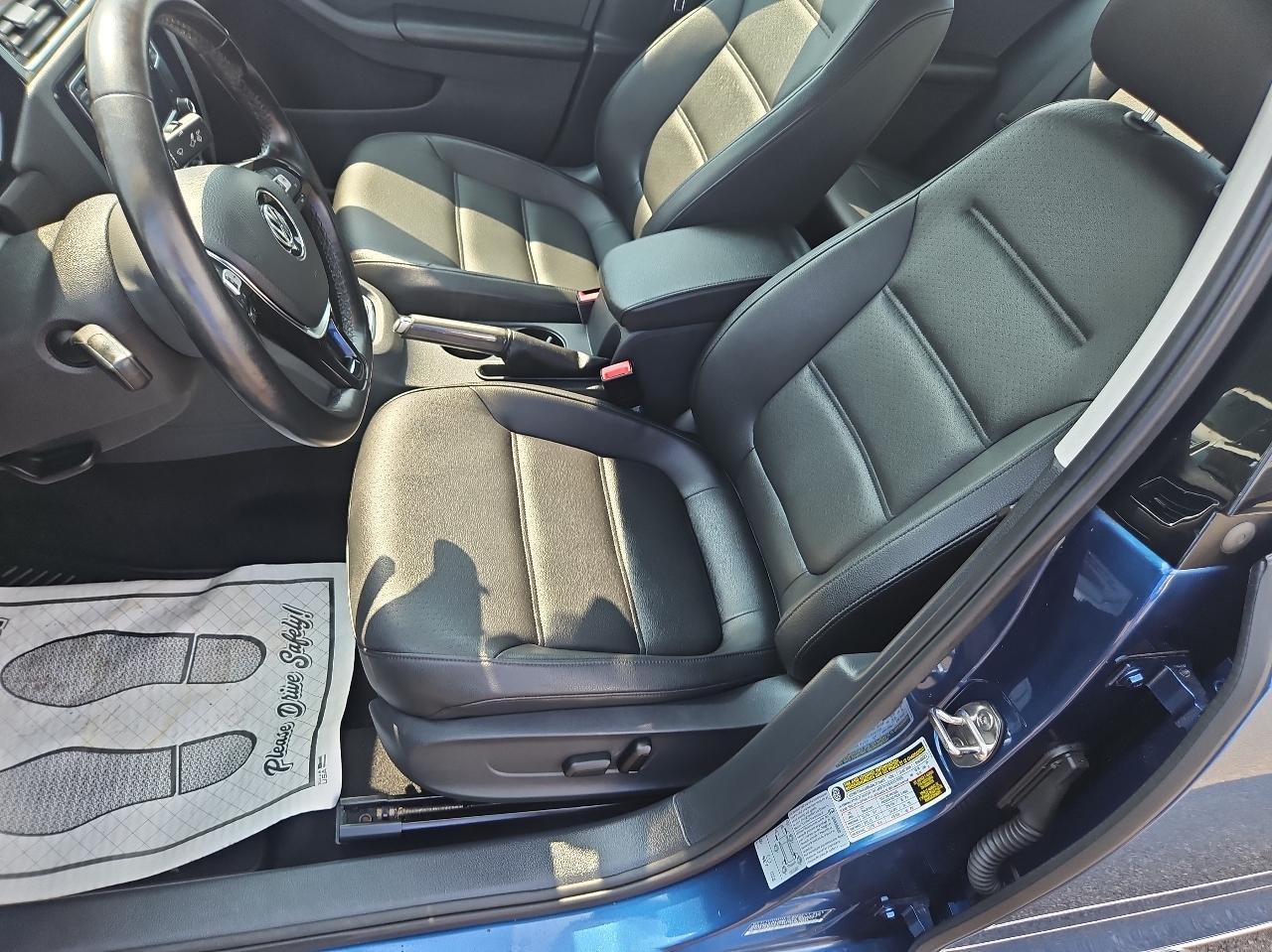 Volkswagen Jetta 1.8T SEL Auto 2017