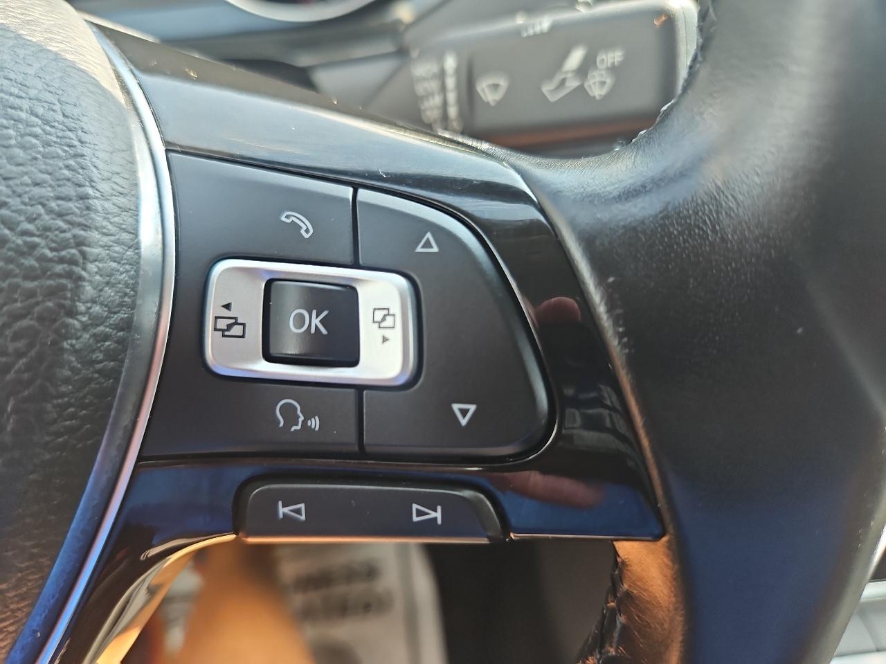 Volkswagen Jetta 1.8T SEL Auto 2017