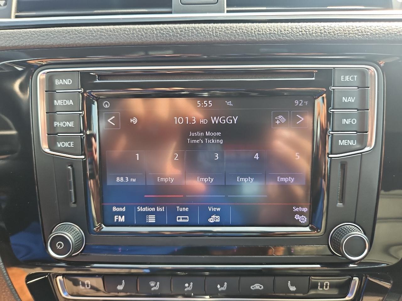 Volkswagen Jetta 1.8T SEL Auto 2017