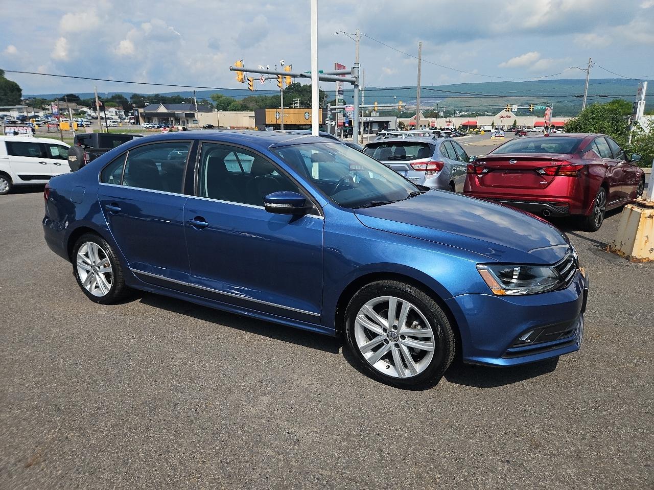 Volkswagen Jetta 1.8T SEL Auto 2017