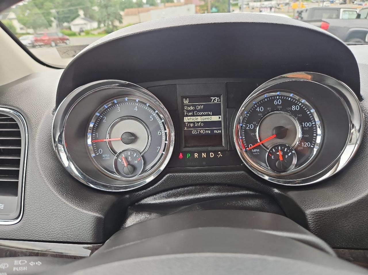 Chrysler Town & Country 4dr Wgn Touring-L 2014