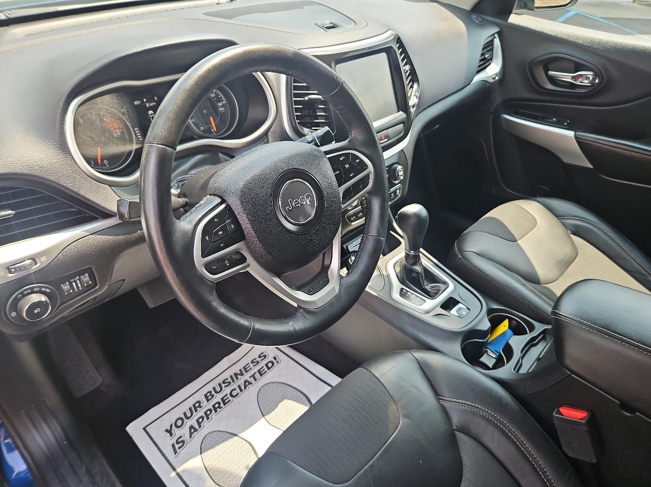 Jeep Cherokee Latitude Plus 4x4 2018