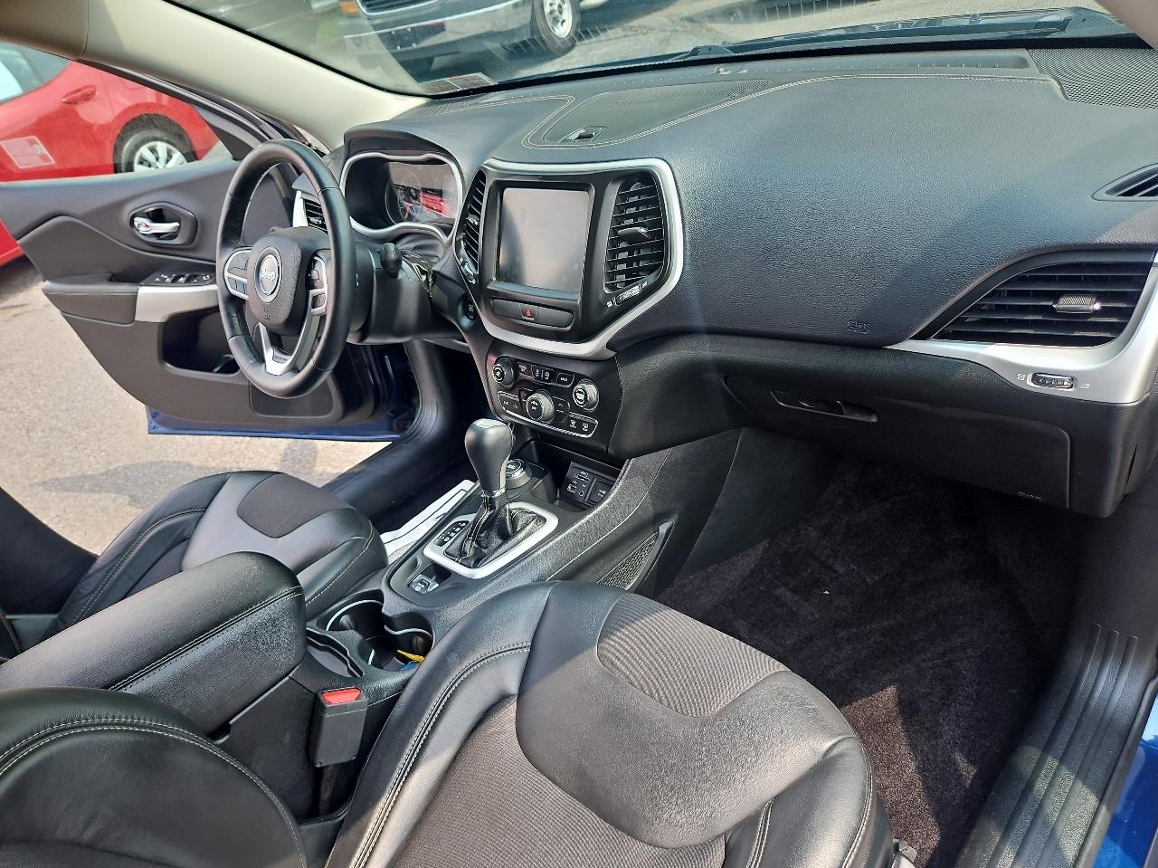 Jeep Cherokee Latitude Plus 4x4 2018