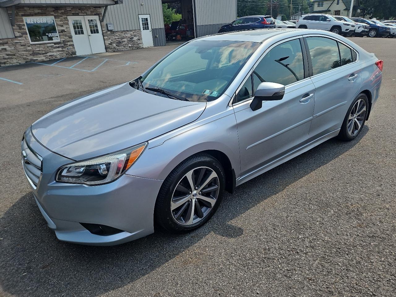 Subaru Legacy 4dr Sdn 2.5i Limited PZEV 2015