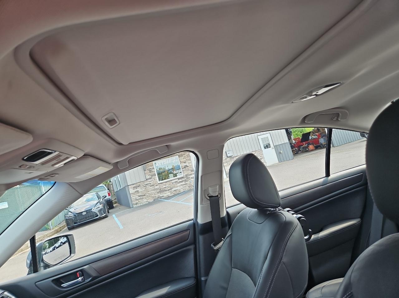 Subaru Legacy 4dr Sdn 2.5i Limited PZEV 2015