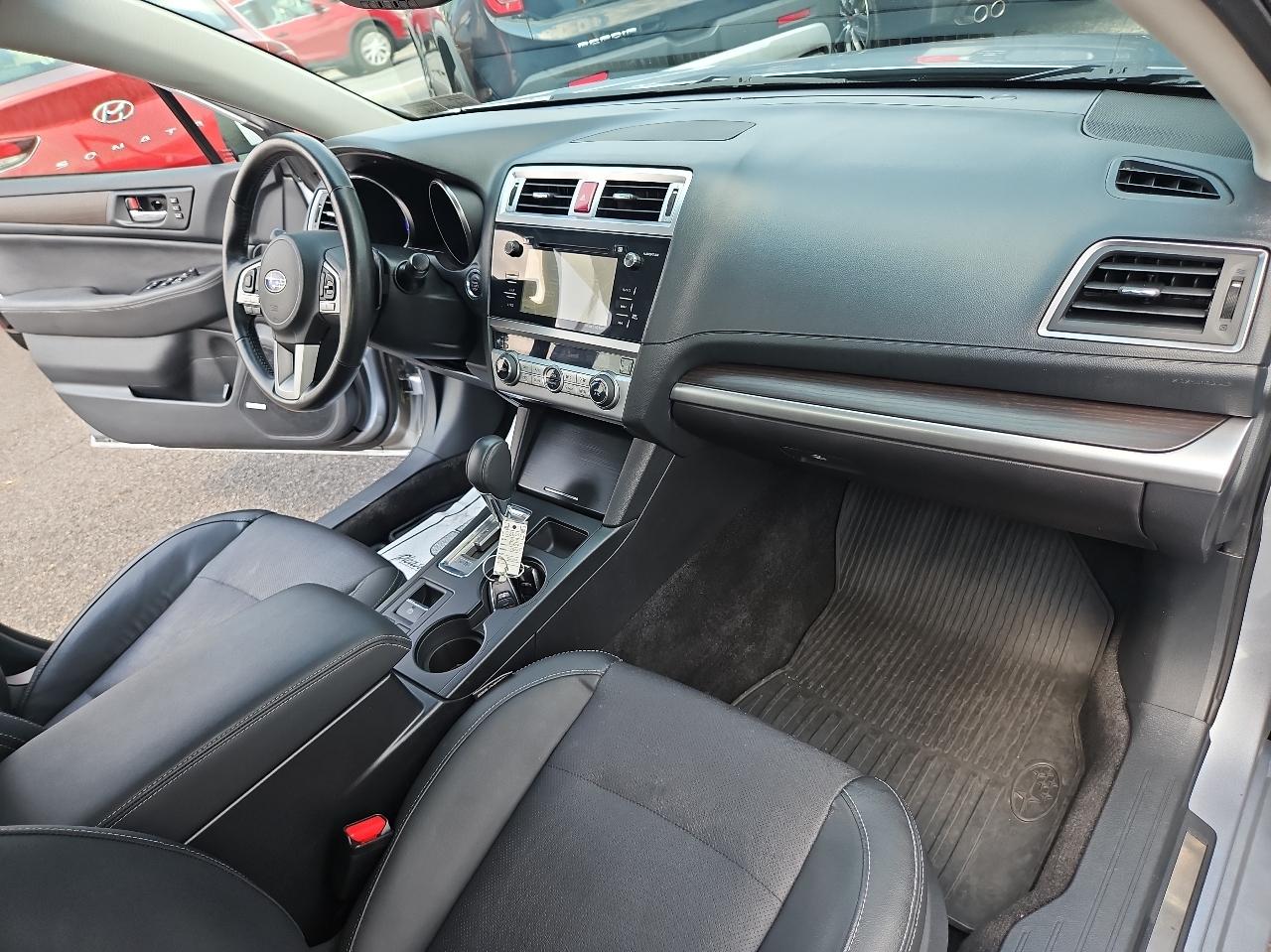 Subaru Legacy 4dr Sdn 2.5i Limited PZEV 2015