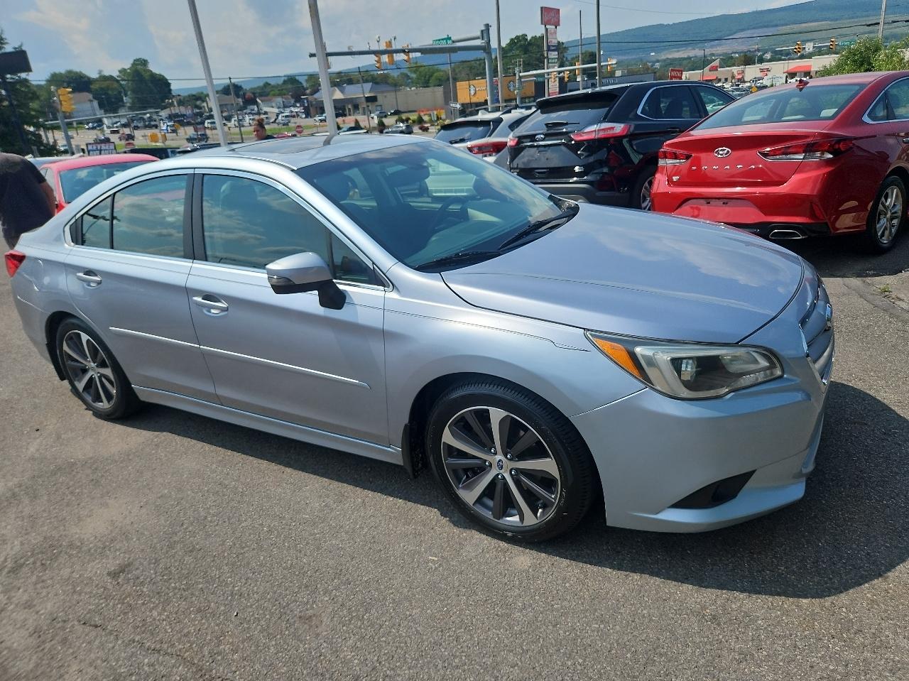 Subaru Legacy 4dr Sdn 2.5i Limited PZEV 2015