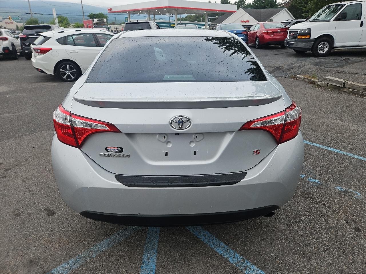 Toyota Corolla 4dr Sdn CVT S w/Special Edition Pkg (Natl) 2016