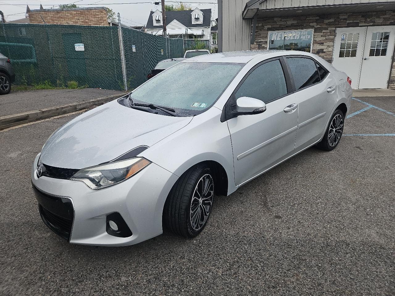 Toyota Corolla 4dr Sdn CVT S w/Special Edition Pkg (Natl) 2016