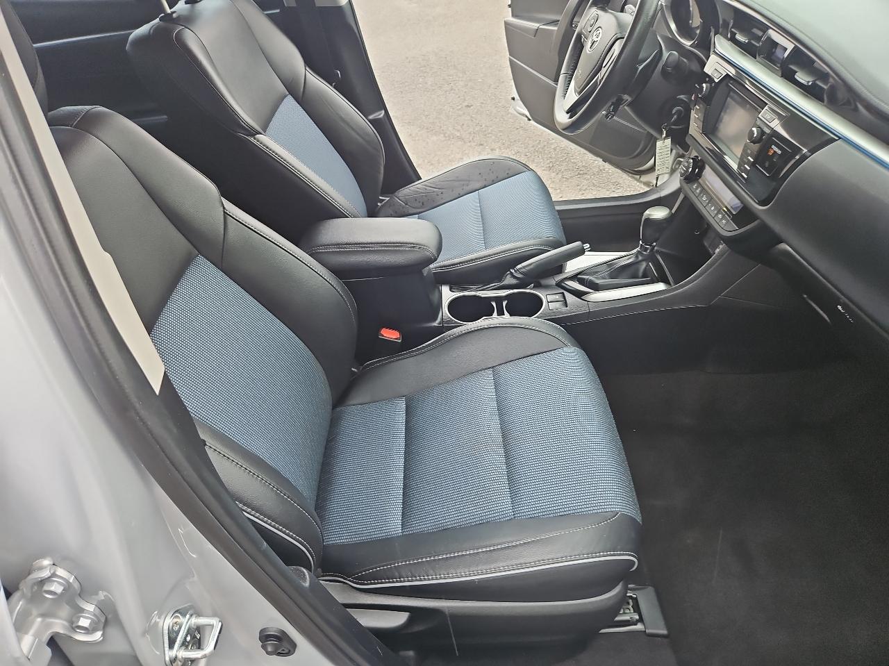 Toyota Corolla 4dr Sdn CVT S w/Special Edition Pkg (Natl) 2016
