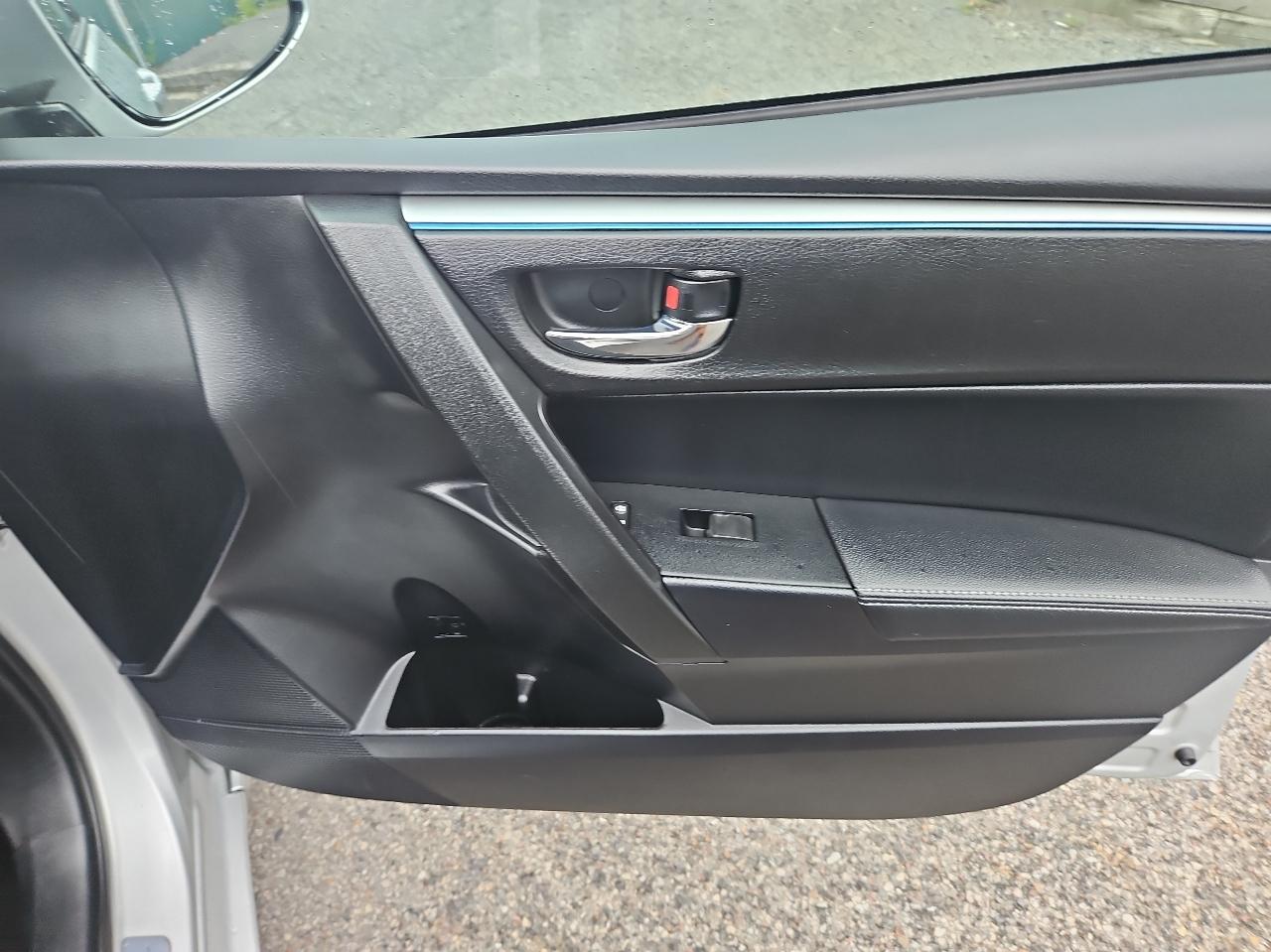Toyota Corolla 4dr Sdn CVT S w/Special Edition Pkg (Natl) 2016