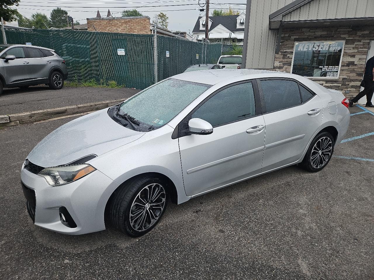 Toyota Corolla 4dr Sdn CVT S w/Special Edition Pkg (Natl) 2016
