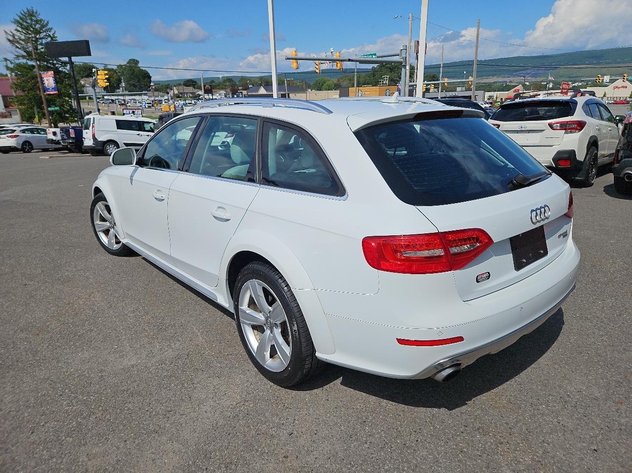 Audi allroad 4dr Wgn Premium Plus 2013