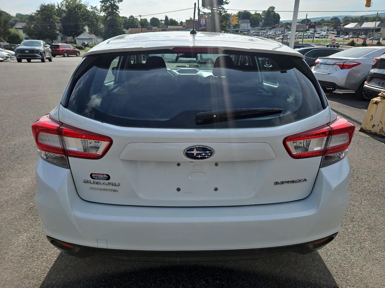Subaru Impreza 2.0i 5-door CVT 2019