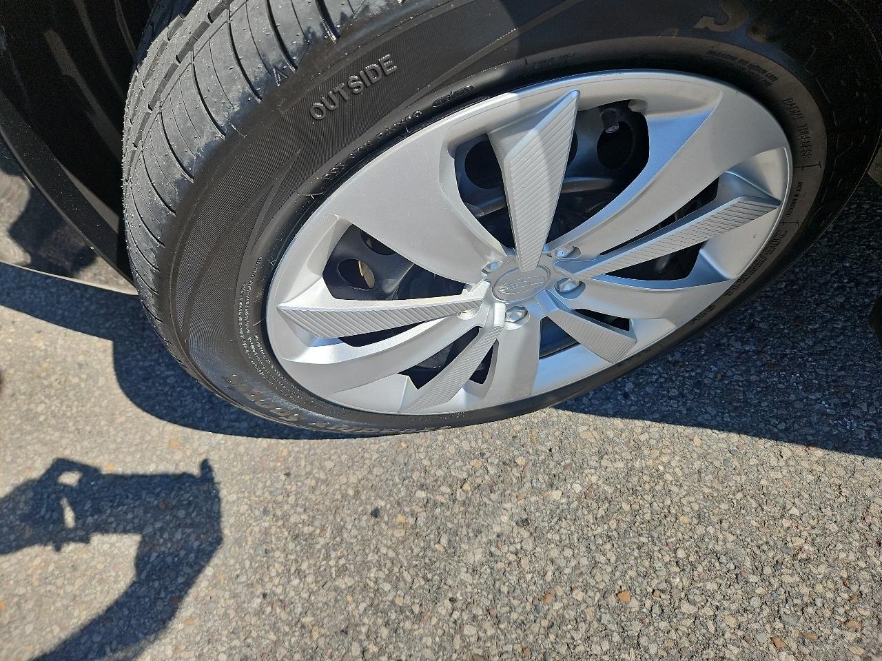 Subaru Impreza 2.0i 4-door Manual 2017