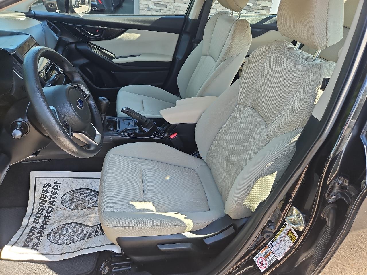 Subaru Impreza 2.0i 4-door Manual 2017