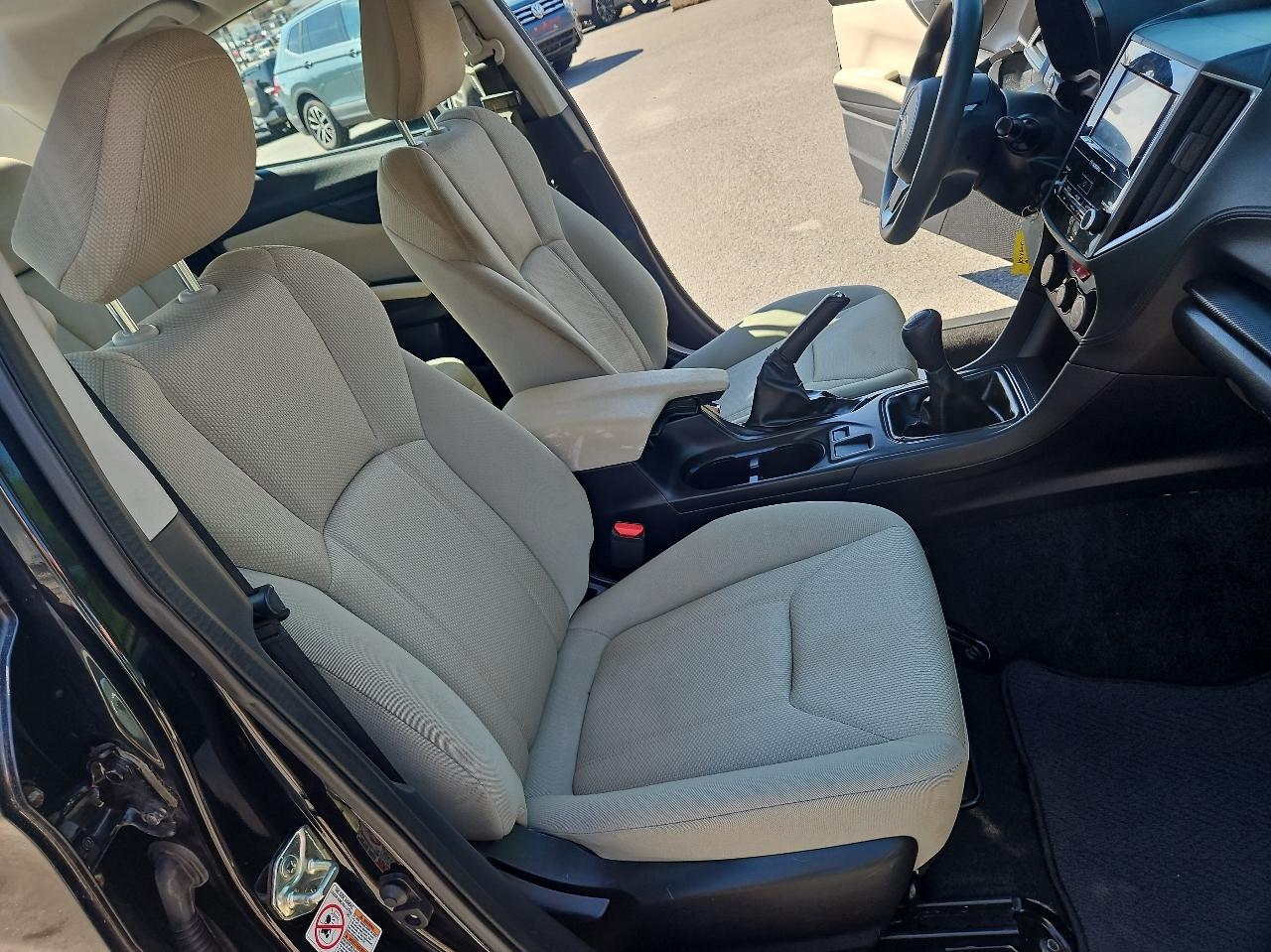 Subaru Impreza 2.0i 4-door Manual 2017