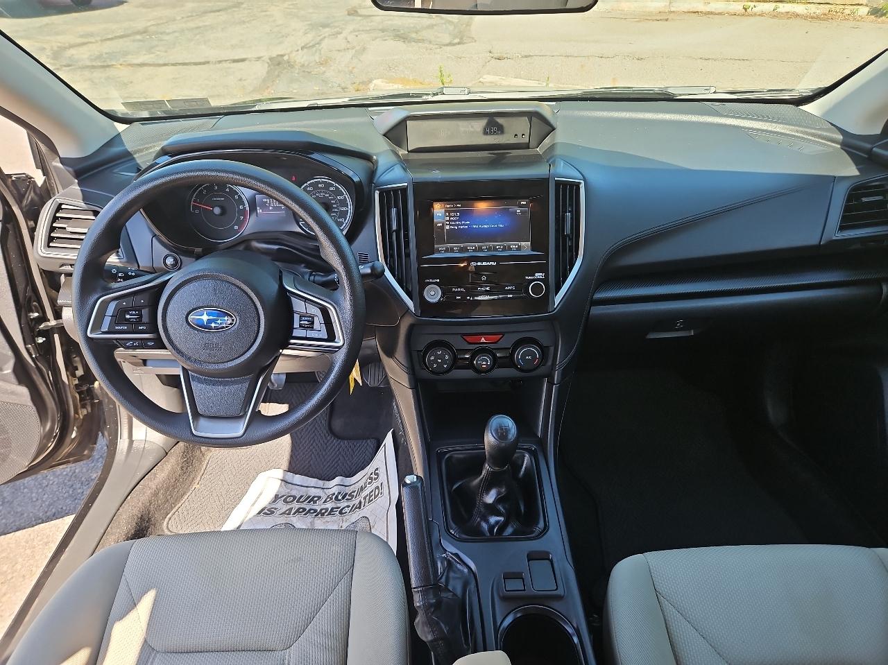 Subaru Impreza 2.0i 4-door Manual 2017