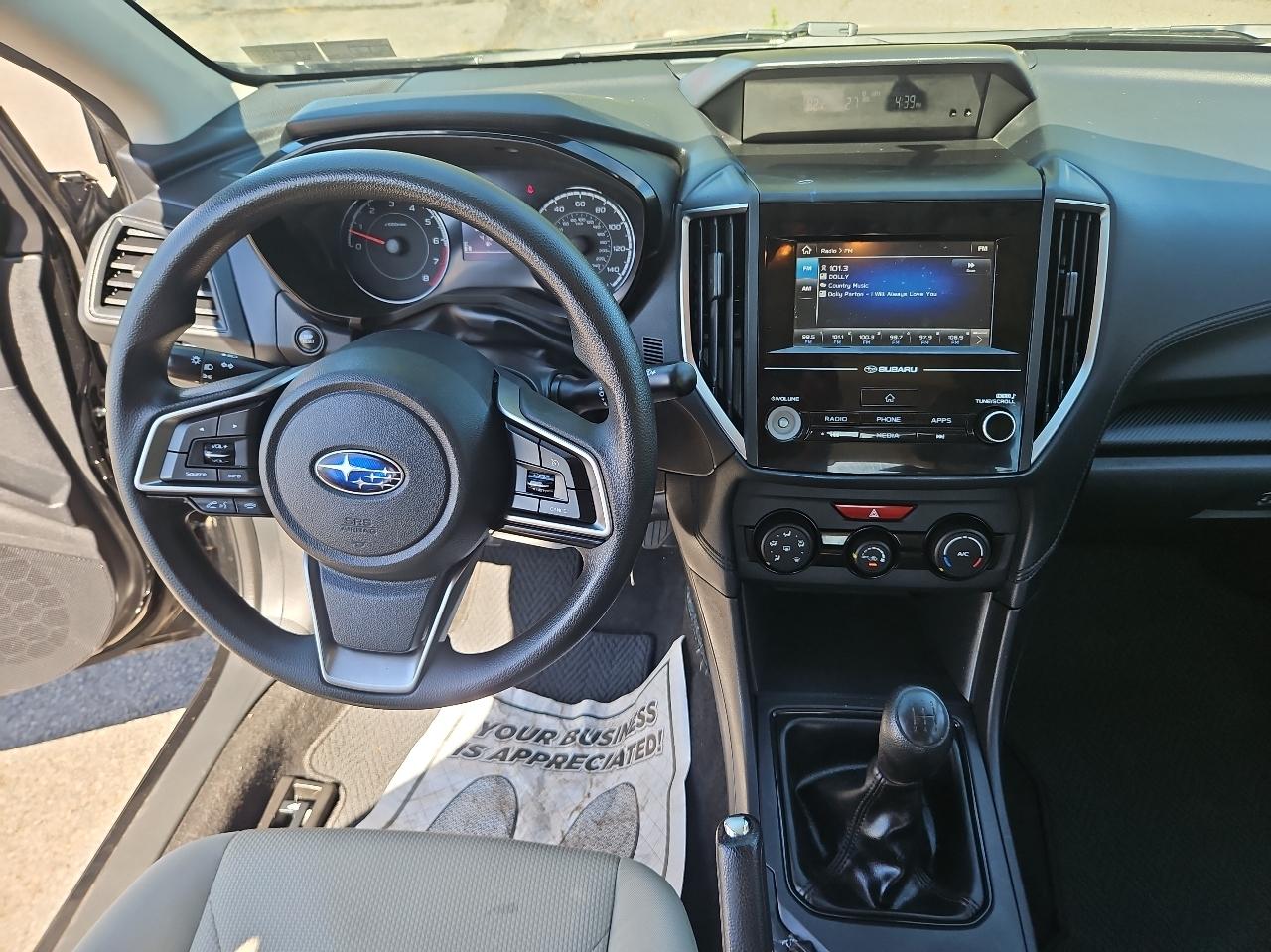 Subaru Impreza 2.0i 4-door Manual 2017