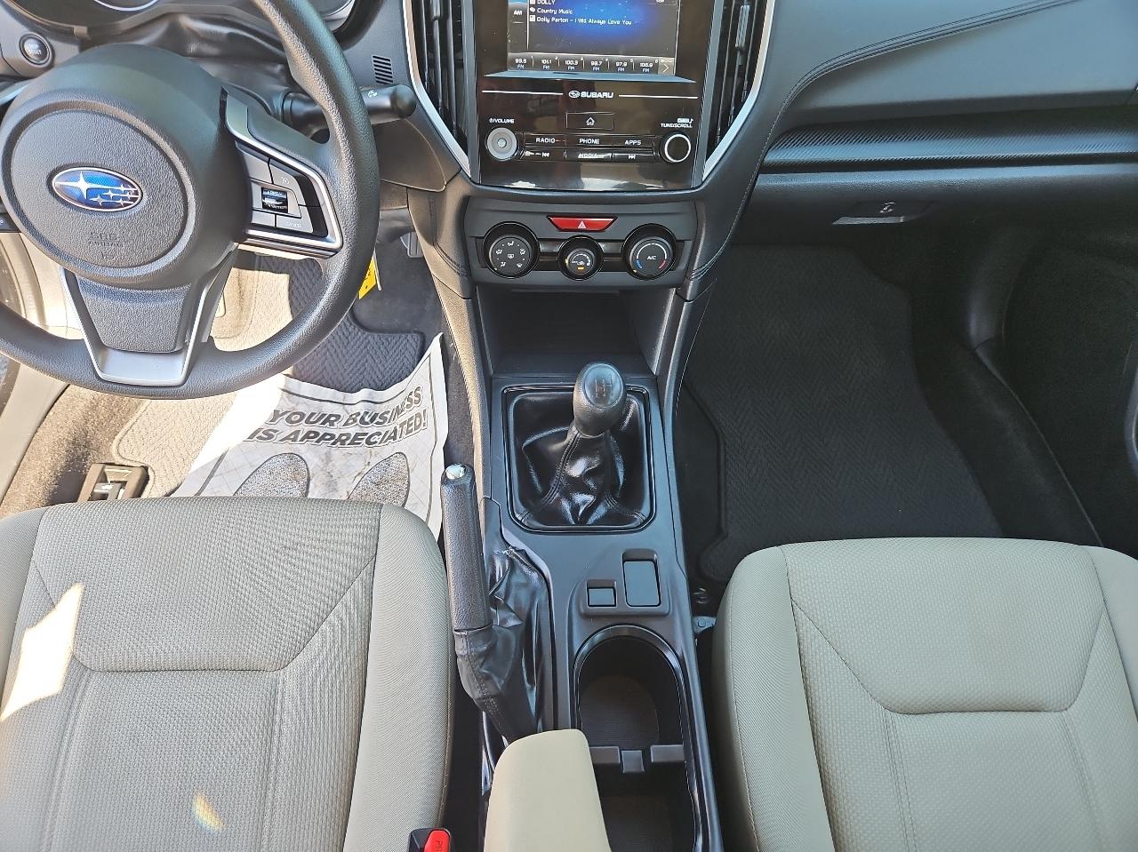 Subaru Impreza 2.0i 4-door Manual 2017