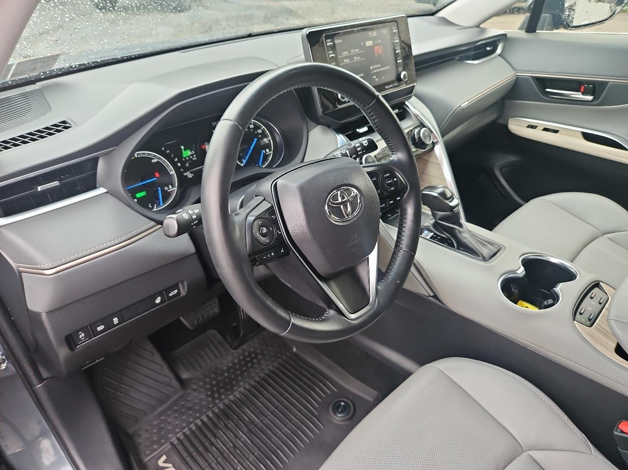 Toyota Venza Limited AWD (Natl) 2021