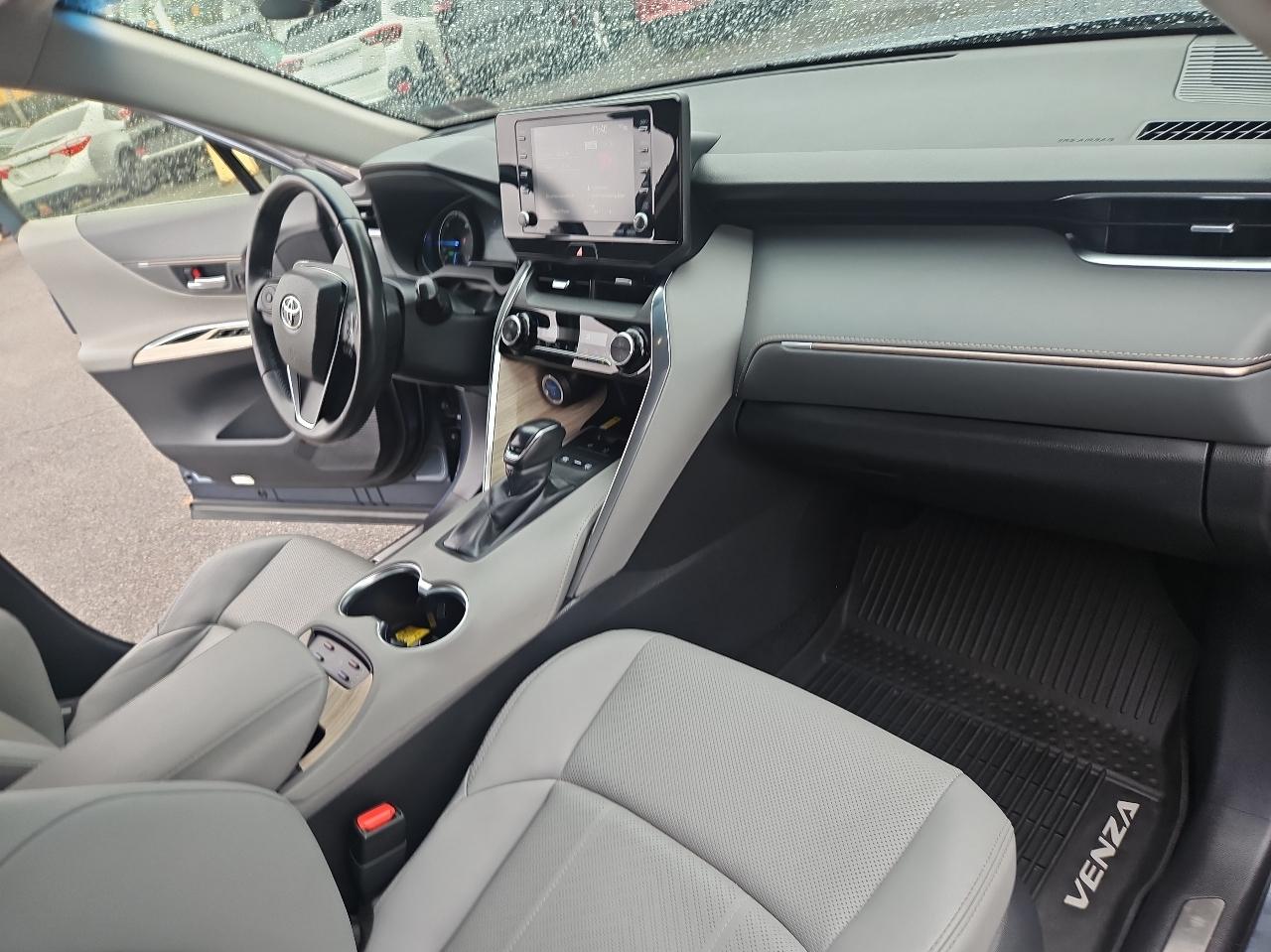 Toyota Venza Limited AWD (Natl) 2021