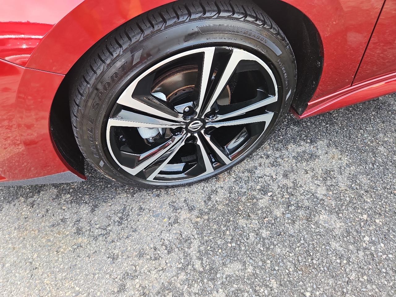Nissan Sentra SR CVT 2023