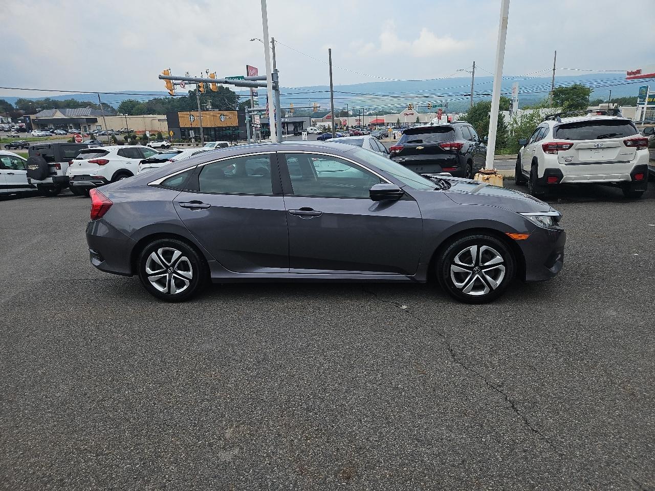 Honda Civic Sedan 4dr CVT LX 2016