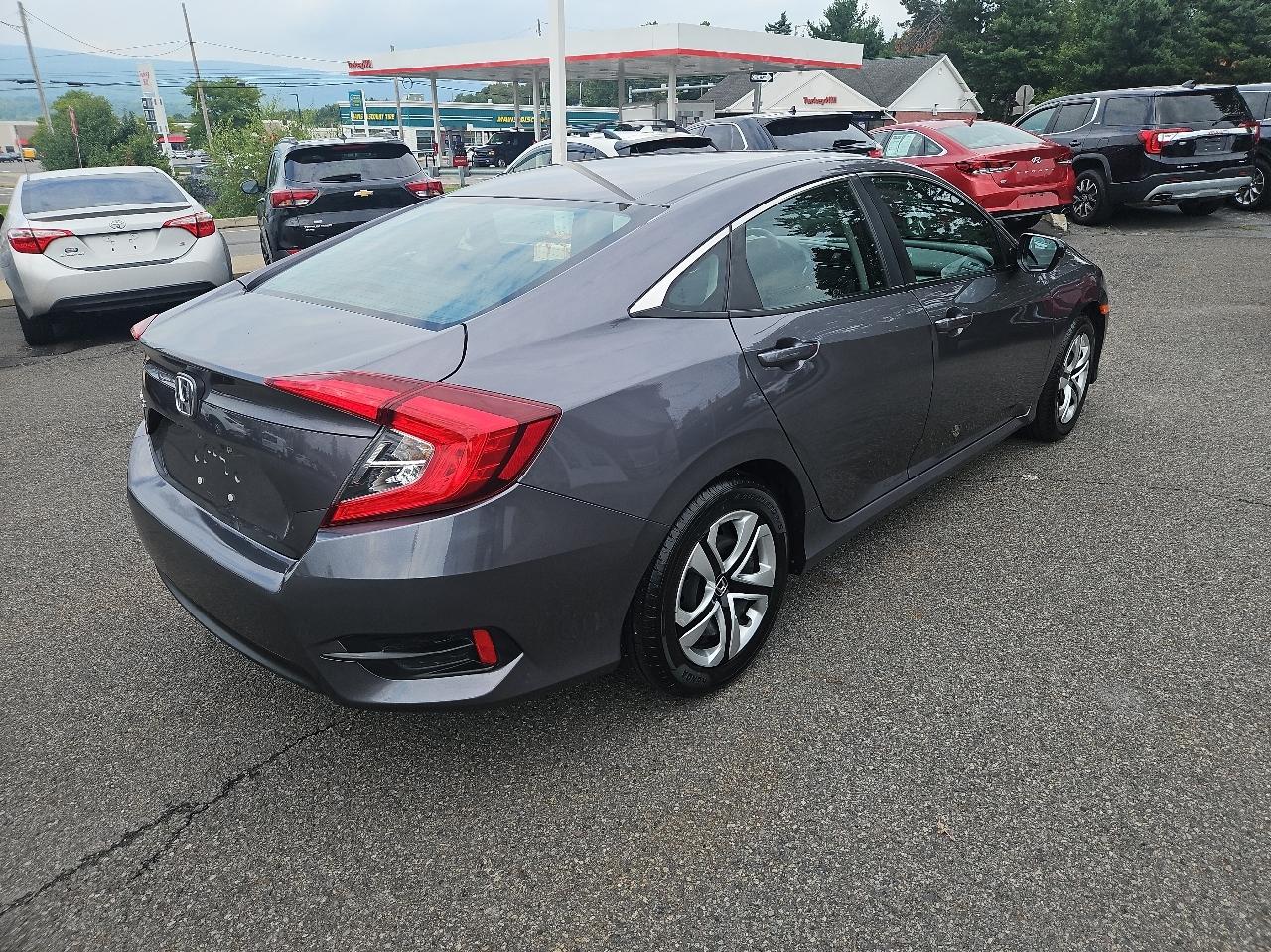 Honda Civic Sedan 4dr CVT LX 2016