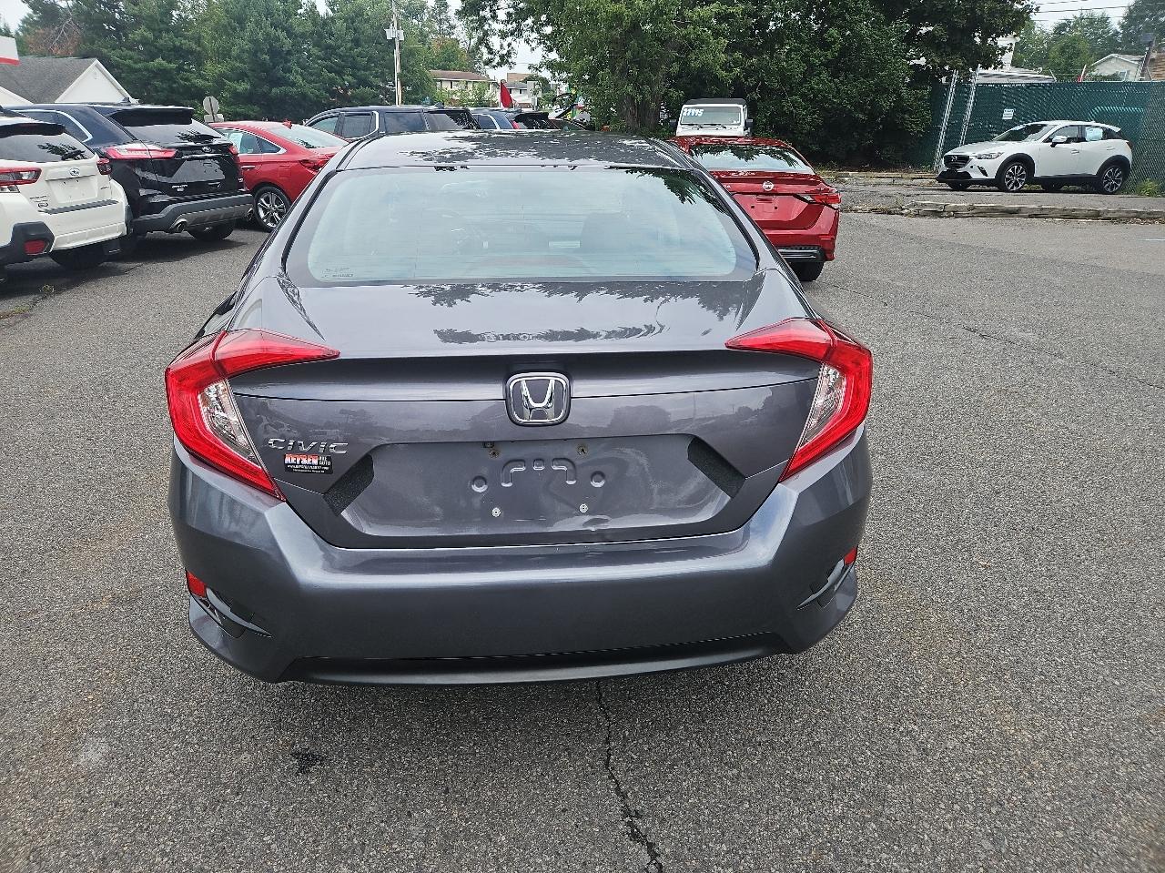 Honda Civic Sedan 4dr CVT LX 2016