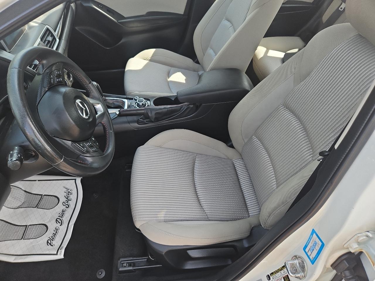 Mazda MAZDA3 4dr Sdn Auto i Touring 2016