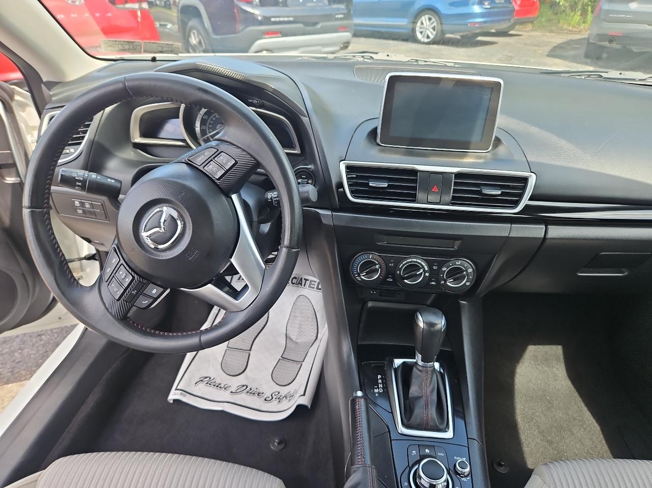 Mazda MAZDA3 4dr Sdn Auto i Touring 2016