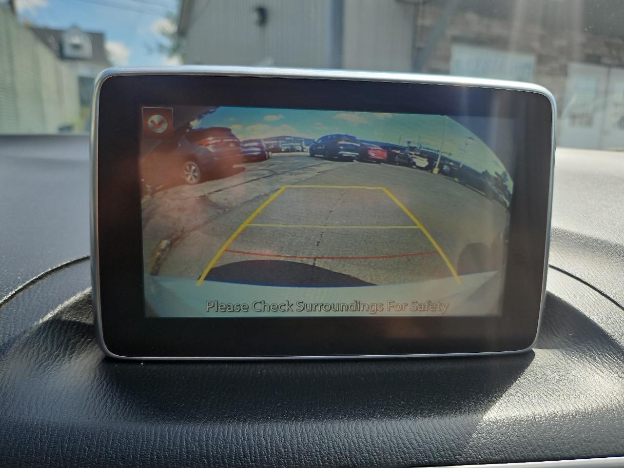 Mazda MAZDA3 4dr Sdn Auto i Touring 2016