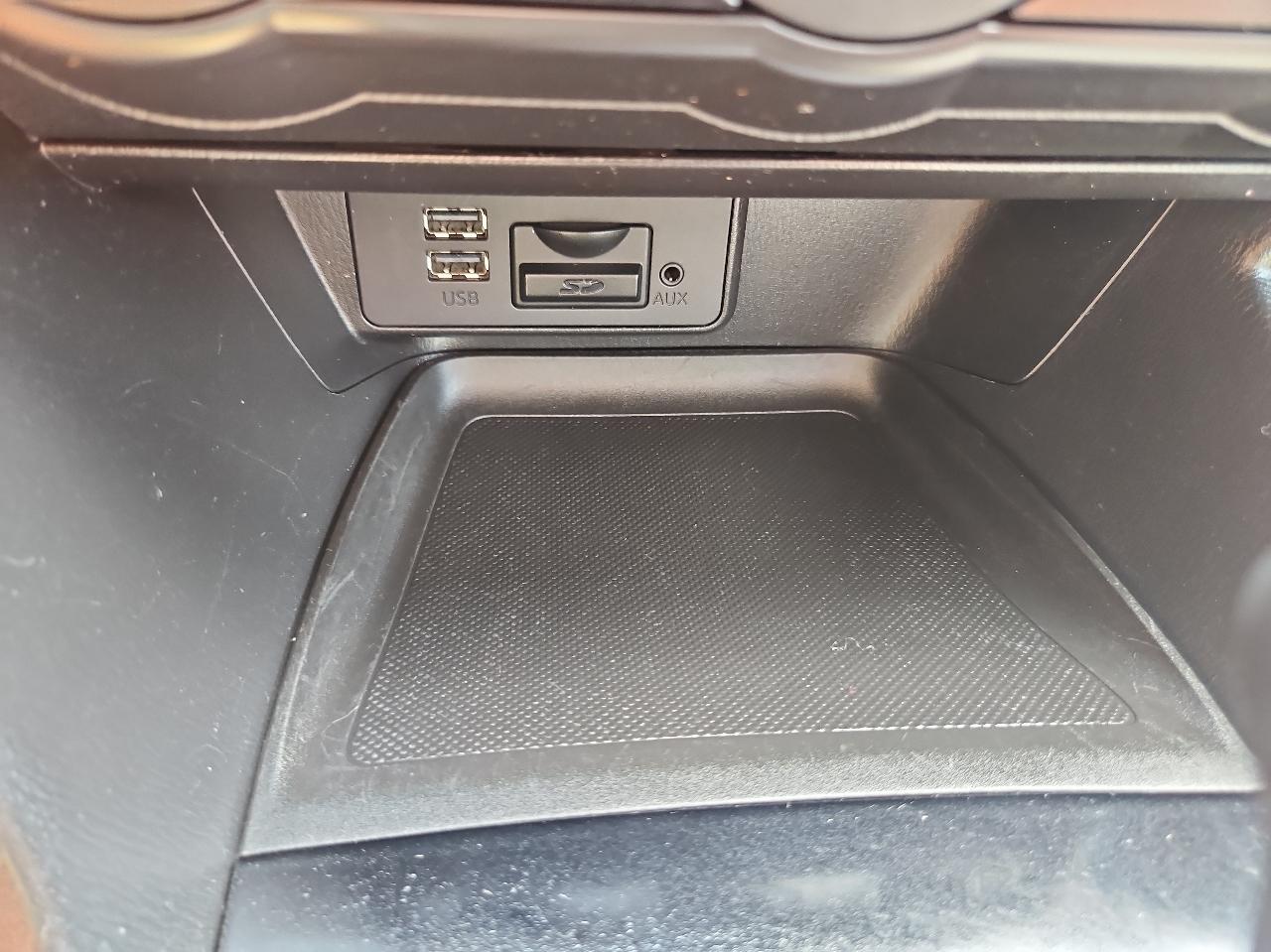Mazda MAZDA3 4dr Sdn Auto i Touring 2016