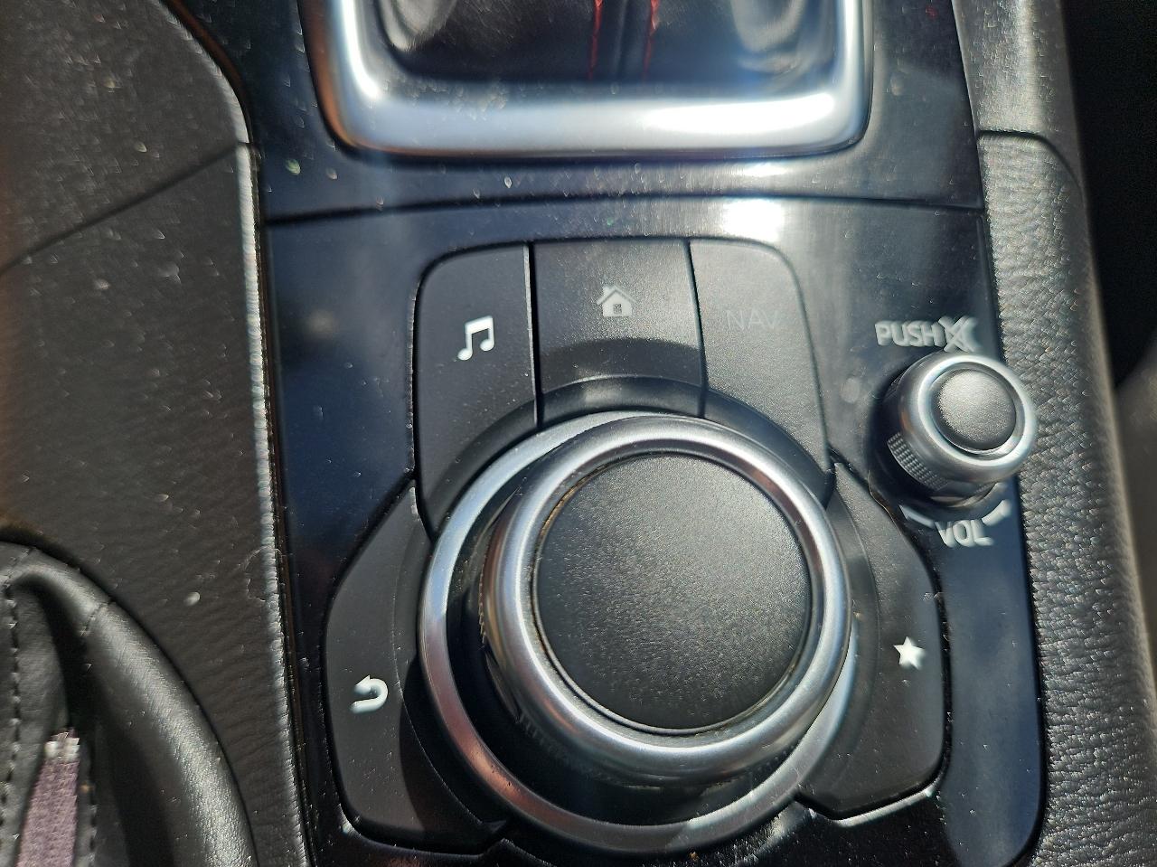 Mazda MAZDA3 4dr Sdn Auto i Touring 2016