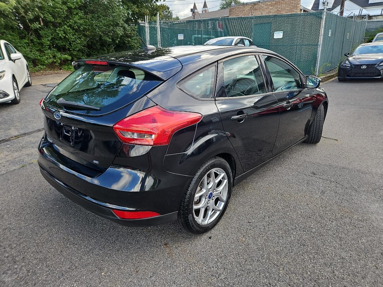Ford Focus 5dr HB SE 2015