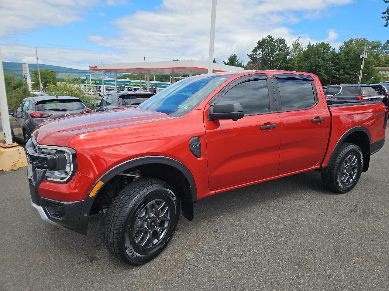 Ford Ranger XLT 4WD SuperCrew 5' Box 2024