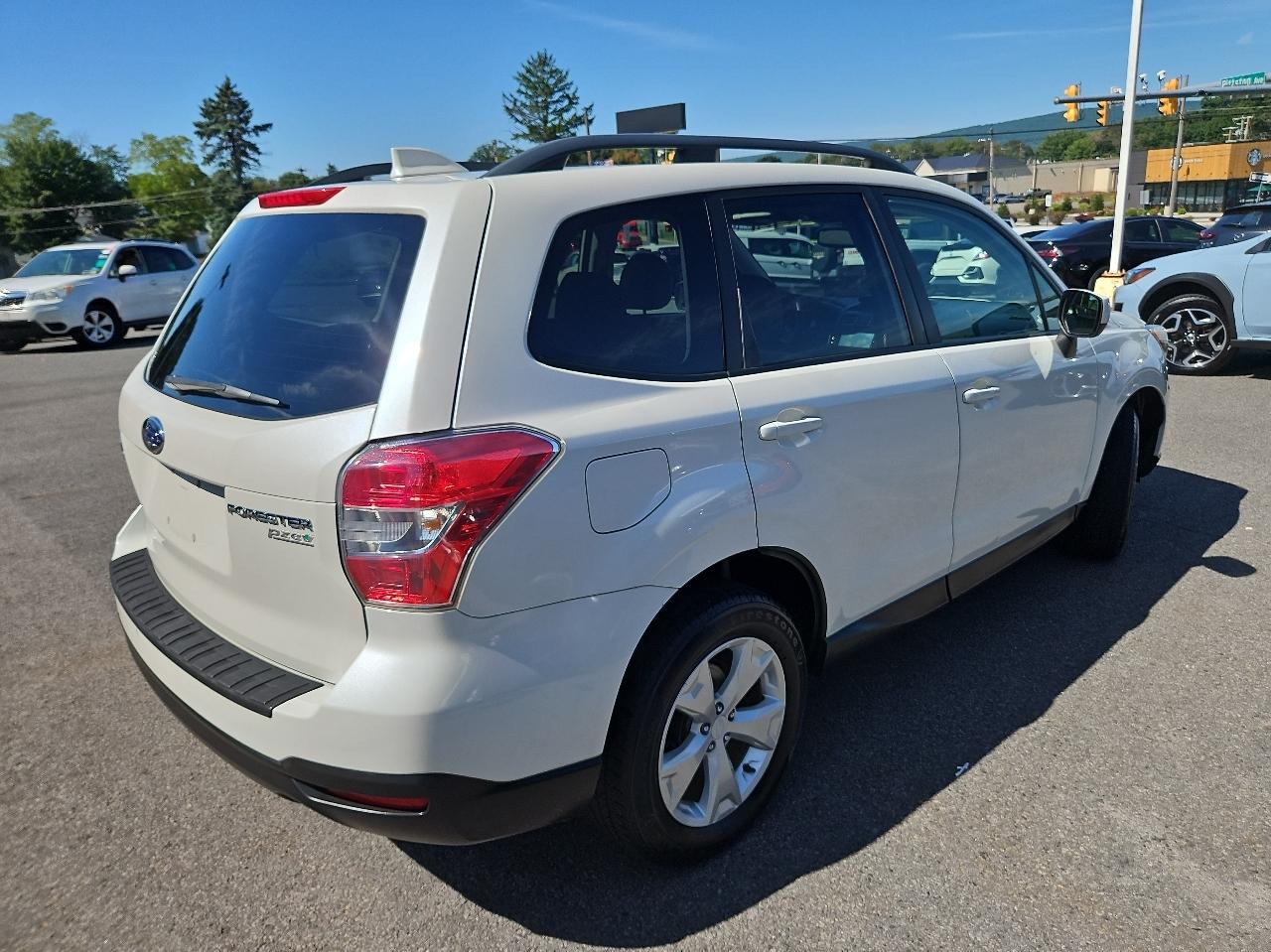 Subaru Forester 4dr CVT 2.5i Premium PZEV 2016
