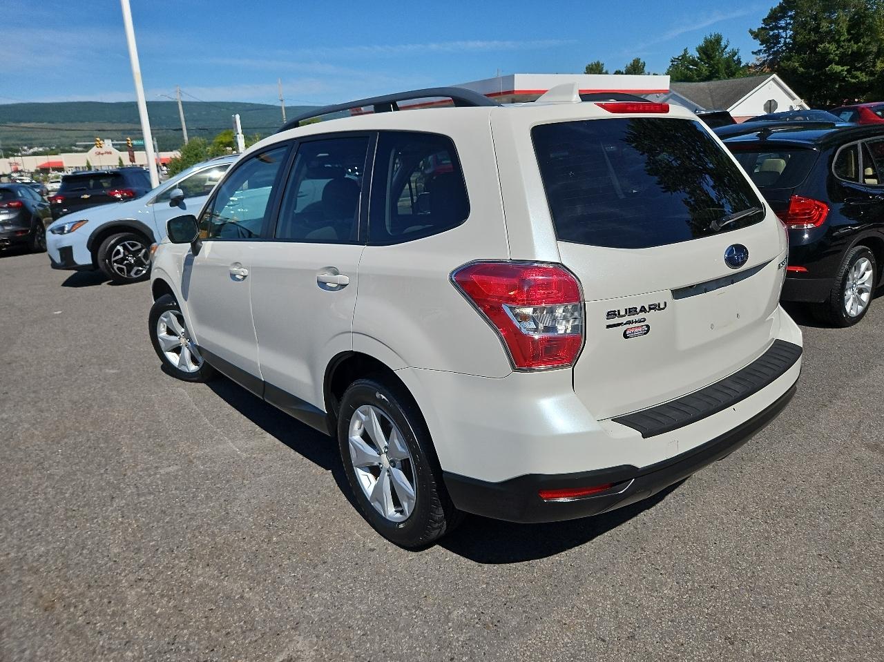 Subaru Forester 4dr CVT 2.5i Premium PZEV 2016