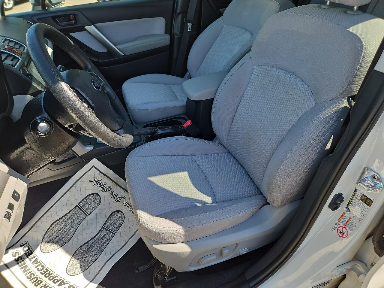 Subaru Forester 4dr CVT 2.5i Premium PZEV 2016