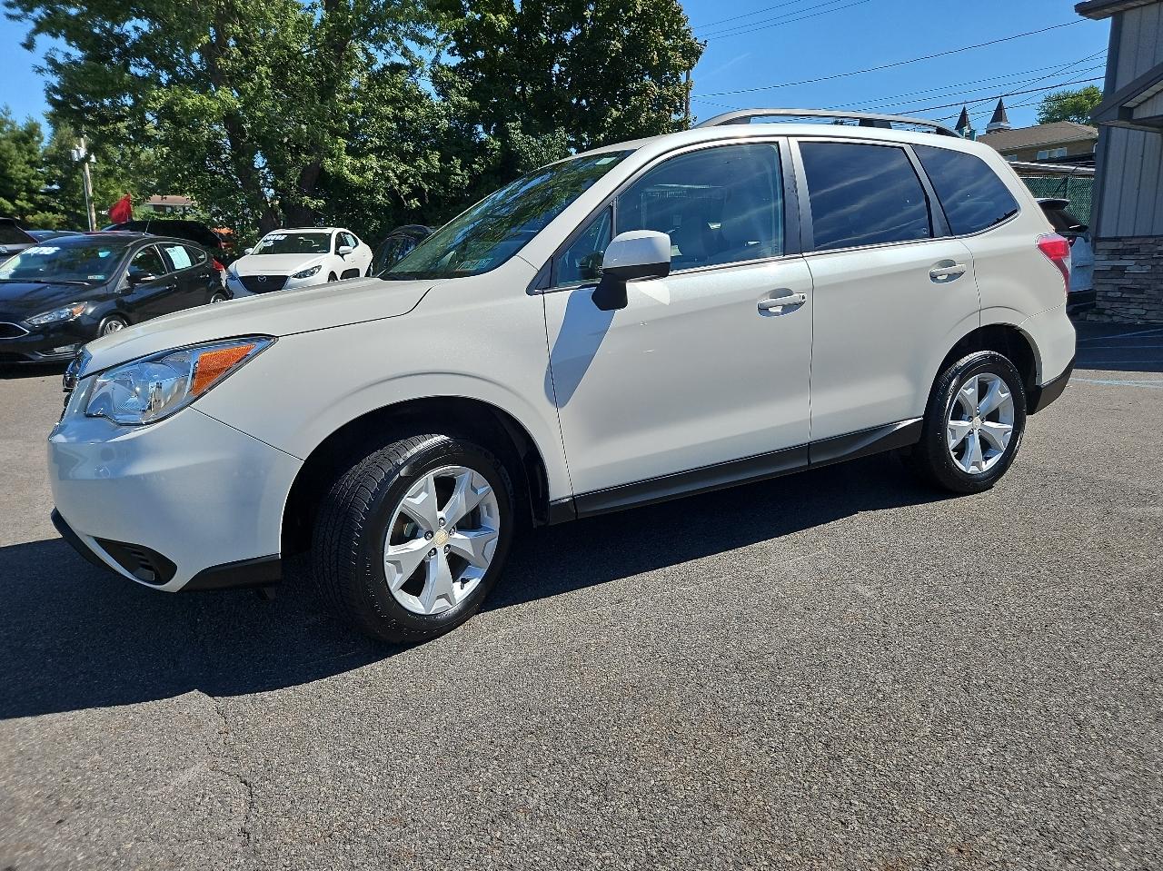 Subaru Forester 4dr CVT 2.5i Premium PZEV 2016